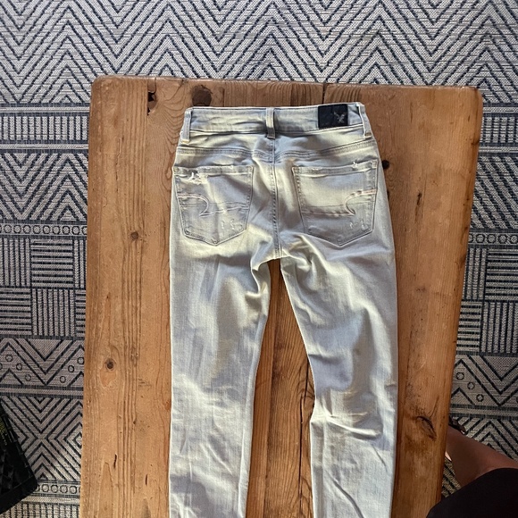 American Eagle Size 0:  women's jeans and khaki in a skinny cut. - Picture 4 of 9